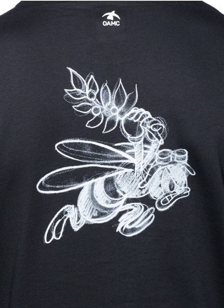 Detail View - Click To Enlarge - OAMC - 'Peacemaker' slogan aviator bee graphic T-shirt