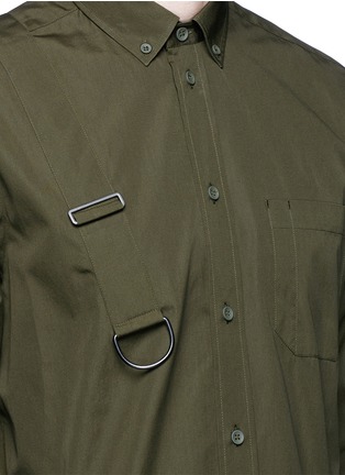 Detail View - Click To Enlarge - OAMC - ''Airborne' utility strap cotton shirt