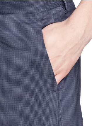 Detail View - Click To Enlarge - THEORY - 'Zaine S' grid shorts