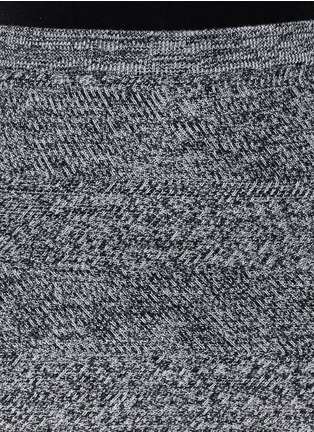 Detail View - Click To Enlarge - ALICE & OLIVIA - 'Solange' herringbone knit pencil skirt