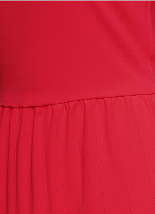 Detail View - Click To Enlarge - ALICE & OLIVIA - Shanna boat-neck pleated dress