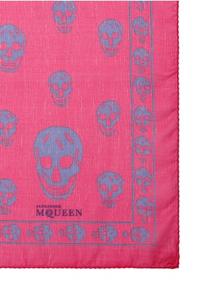 Detail View - Click To Enlarge - ALEXANDER MCQUEEN - Classic skull print silk scarf