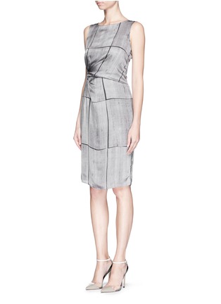 Front View - Click To Enlarge - ARMANI COLLEZIONI - Tile print gathered side silk dress