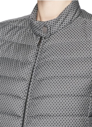 Detail View - Click To Enlarge - ARMANI COLLEZIONI - Geometric print water repellent puffer jacket