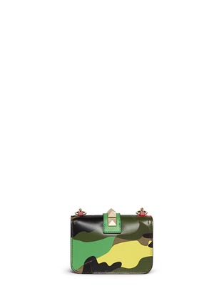 Back View - Click To Enlarge - VALENTINO GARAVANI - 'Camupsychedelic Rockstud Lock' mini leather chain bag