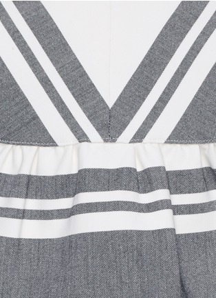 Detail View - Click To Enlarge - ELIZABETH AND JAMES - 'Analinne' ruffle hem variegated stripe top