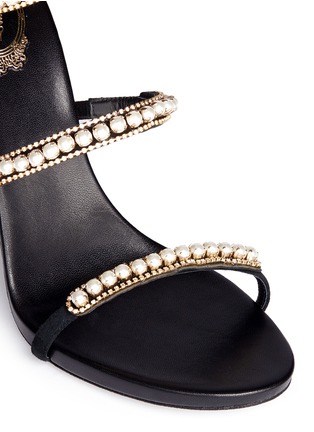 Detail View - Click To Enlarge - RENÉ CAOVILLA - 'Snake' strass faux pearl spring coil anklet sandals