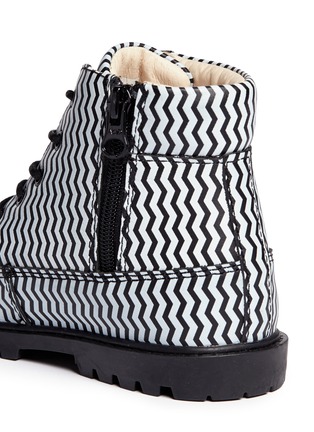 Detail View - Click To Enlarge - AKID - 'Atticus' chevron stripe print leather toddler boots