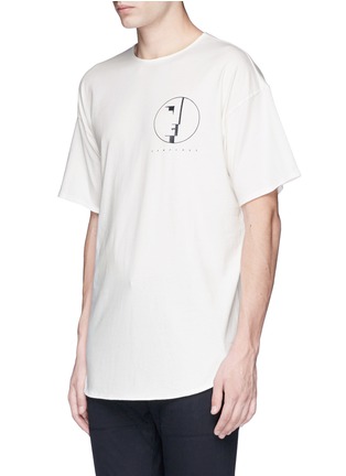 Front View - Click To Enlarge - SIKI IM / DEN IM - 'VAMPYROS' Bauhaus face print oversized T-shirt
