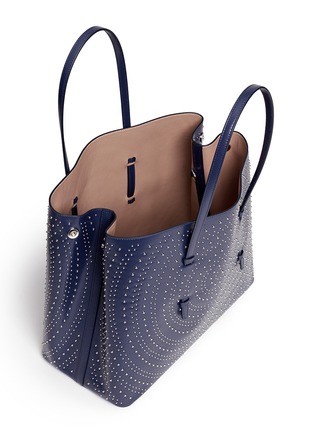 Detail View - Click To Enlarge - ALAÏA - 'Cabas' circular stud leather tote 