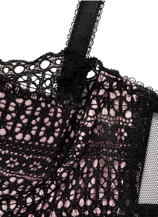 Detail View - Click To Enlarge - L'AGENT - 'Carleta' padded lace demi bra