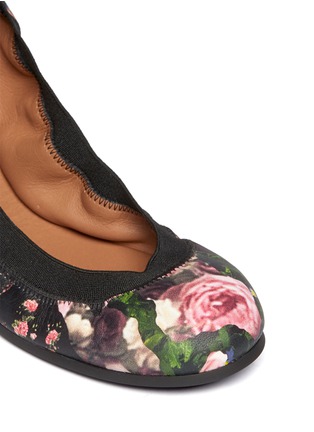 Detail View - Click To Enlarge - GIVENCHY - Collage floral print leather flats