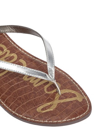 Detail View - Click To Enlarge - SAM EDELMAN - Gracie metallic leather flip-flops