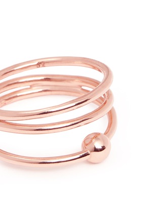 Detail View - Click To Enlarge - MARIA BLACK - 'Helix Trapez' tilted rose gold silver ring