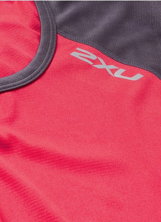 Detail View - Click To Enlarge - 2XU - 'Ice X' reflective logo print performance T-shirt