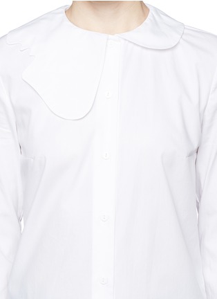 Detail View - Click To Enlarge - CARVEN - Asymmetric collar poplin shirt