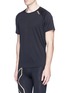 Front View - Click To Enlarge - 2XU - 'GHST' mesh jacquard performance T-shirt