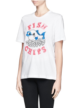 Front View - Click To Enlarge - MARKUS LUPFER - 'British Fish & Chips' sequin Alex T-shirt