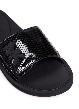 Detail View - Click To Enlarge - MICHAEL KORS - 'MK' logo perforated band rubber slide sandals