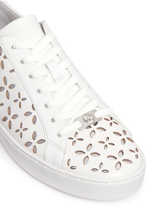 Detail View - Click To Enlarge - MICHAEL KORS - 'Keaton' floral lasercut perforated leather sneakers