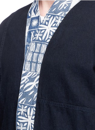 Detail View - Click To Enlarge - DENHAM - x Daily Paper tribal print trim kimono jacket