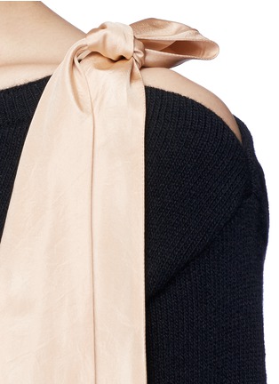 Detail View - Click To Enlarge - VALENTINO GARAVANI - Contrast silk sash cashmere blend sweater