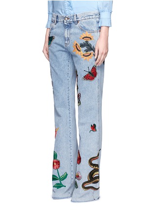 Front View - Click To Enlarge - GUCCI - Tropical embroidery flared cotton jeans
