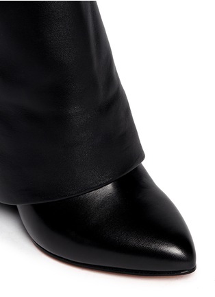 Detail View - Click To Enlarge - GIVENCHY - Shark tooth turn lock leather wedge boots
