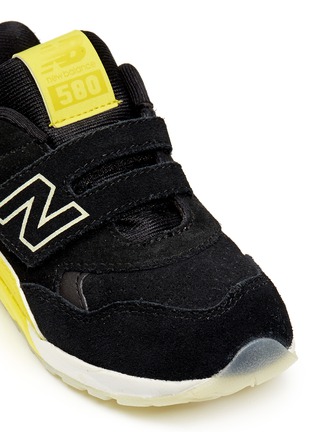 Detail View - Click To Enlarge - NEW BALANCE - '580' suede toddler sneakers
