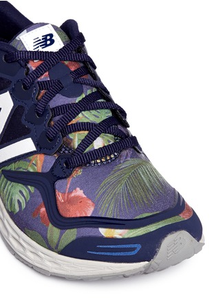 Detail View - Click To Enlarge - NEW BALANCE - '1980' floral print Fresh Foam Zante sneakers