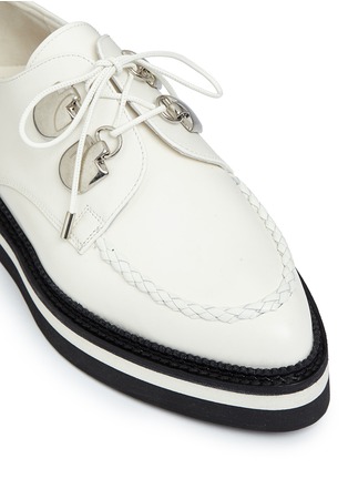 Detail View - Click To Enlarge - ALEXANDER MCQUEEN - Woven trim leather creeper shoes