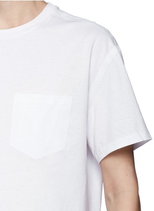 Detail View - Click To Enlarge - T BY ALEXANDER WANG - Chest pocket welded cotton T-shirt