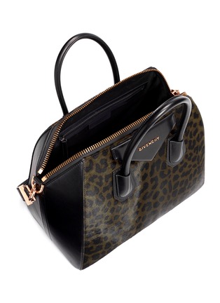 Detail View - Click To Enlarge - GIVENCHY - Antigona calf-hair leopard print medium leather satchel