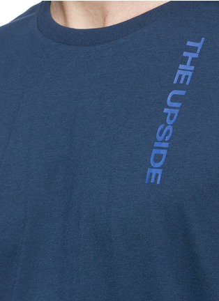 Detail View - Click To Enlarge - THE UPSIDE - 'Back Line' print T-shirt