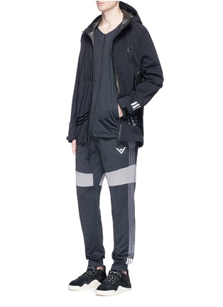 Figure View - Click To Enlarge - ADIDAS BY WHITE MOUNTAINEERING - 'Challenger' colourblock reflective print track jacket