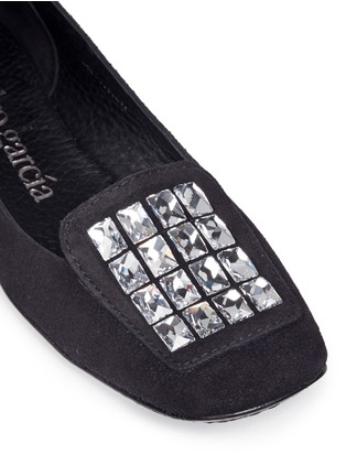 Detail View - Click To Enlarge - PEDRO GARCIA  - Rosemary' Swarovski crystal suede flats
