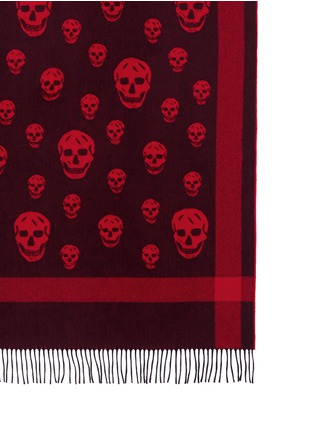 Detail View - Click To Enlarge - ALEXANDER MCQUEEN - Classic skull wool-cashmere blanket
