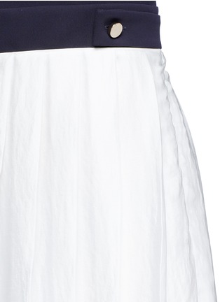 Detail View - Click To Enlarge - VICTORIA, VICTORIA BECKHAM - Contrast top pleated satin crepe dress