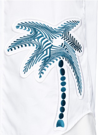Detail View - Click To Enlarge - VICTORIA, VICTORIA BECKHAM - Palm tree embroidered patch cotton shirt