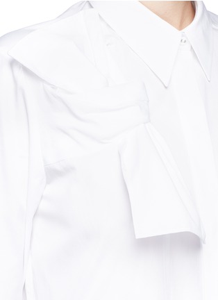 Detail View - Click To Enlarge - VICTORIA, VICTORIA BECKHAM - Knot front cotton poplin shirt