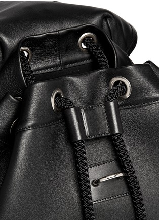 Detail View - Click To Enlarge - ALEXANDER MCQUEEN - Perforated skull leather backpack