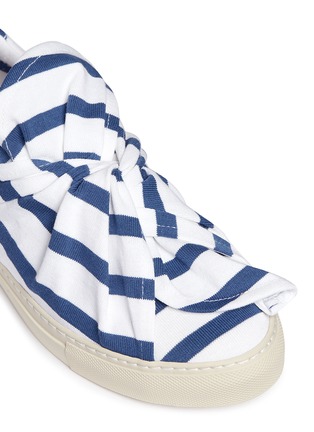 Detail View - Click To Enlarge - PORTS 1961 - Twist bow stripe slip-ons