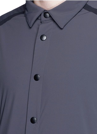 Detail View - Click To Enlarge - ISAORA - Snap button front padded shirt