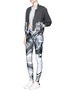 Figure View - Click To Enlarge - WE ARE HANDSOME - 'The Siege' scenic print active leggings
