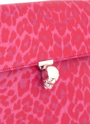 Detail View - Click To Enlarge - ALEXANDER MCQUEEN - Skull twist lock leopard print leather clutch