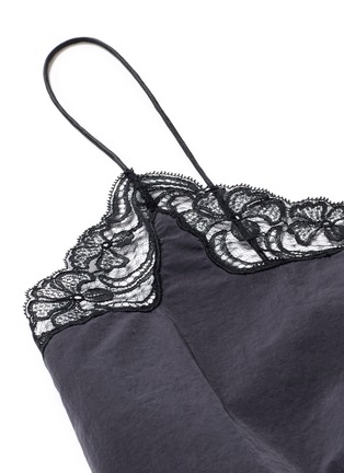 Detail View - Click To Enlarge - ALEXANDER WANG - Drawcord hem lace trim cropped windbreaker camisole