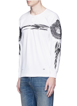 Front View - Click To Enlarge - SAAM1 - 'Gladiolus' monkey embroidery Henley shirt