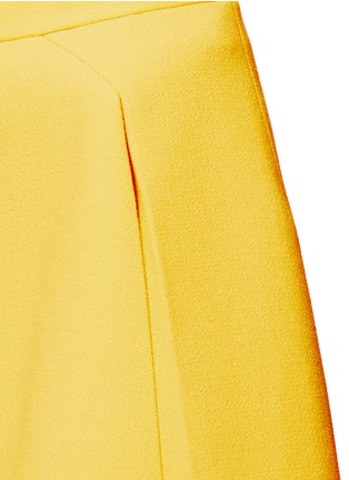 Detail View - Click To Enlarge - DELPOZO - Virgin wool crepe shorts
