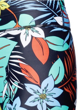 Detail View - Click To Enlarge - THE UPSIDE - 'Aloha Tropical' print performance leggings