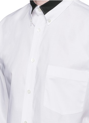 Detail View - Click To Enlarge - ALEXANDER MCQUEEN - Contrast collar and cuff poplin shirt